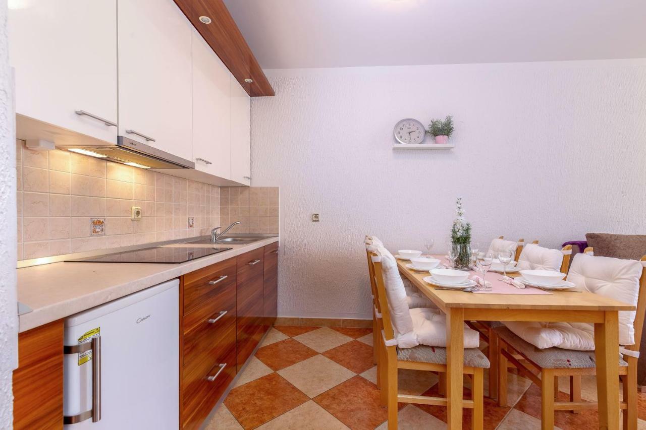 Apartments Lulic Криквеница Екстериор снимка