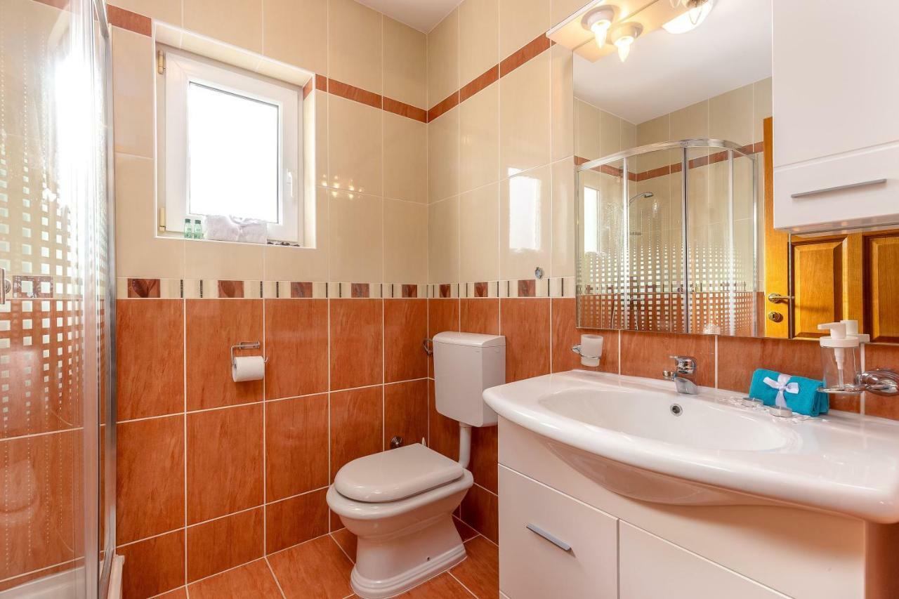 Apartments Lulic Криквеница Екстериор снимка